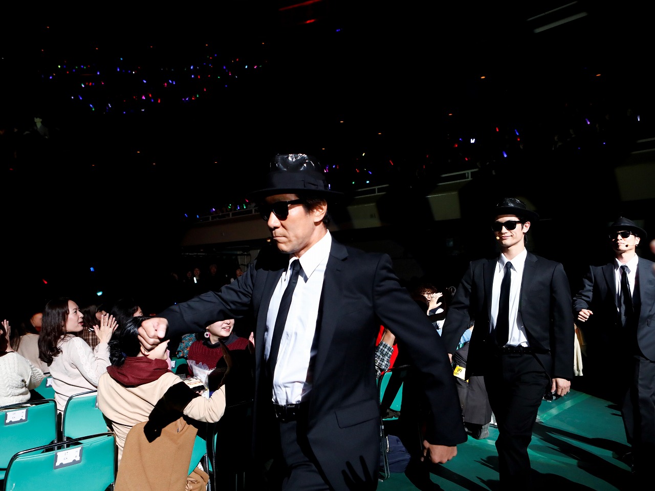 岸谷五朗さん 寺脇康文さん 三浦春馬さんら俳優が日本武道館で熱唱 Act Against Aids The Variety 26 Noriem Japannoriem Japan 岸谷五朗さん 寺脇康文さん 三浦春馬さんら俳優が日本武道館で熱唱 Act Against Aids The Variety 26 Noriem Japannoriem Japan