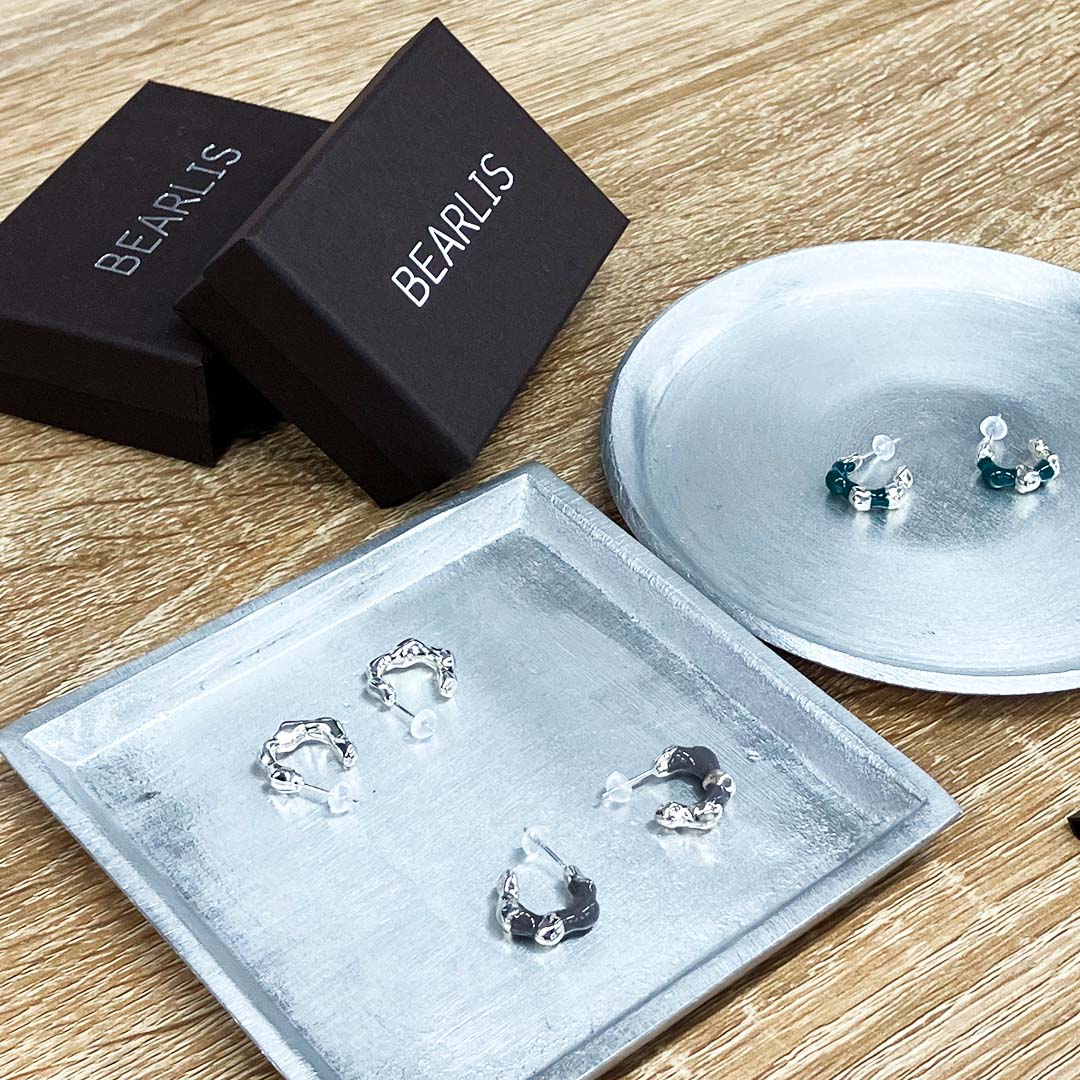 BEARLIS｜モルテン ユニーク ピアス